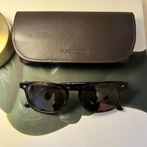 Giorgio Armani Tortoiseshell Acetate Sunglasses Brown Lenses Italy EUC w/ Case